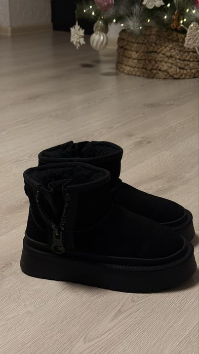 Стильні уги на платформі натуральна замша