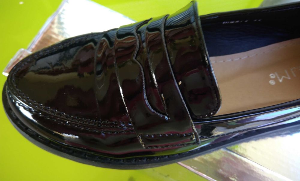 Mocassins pretos novos T.36