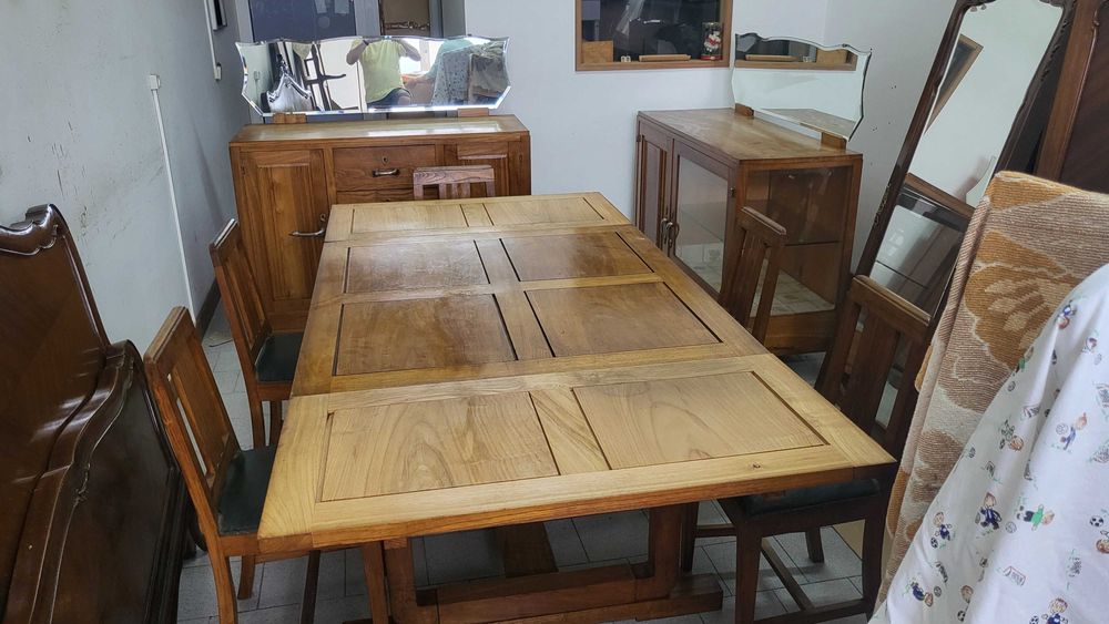 Mobília Sala de Jantar em Carvalho