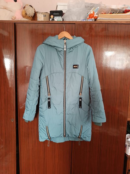 Продам куртку в хорошому стані