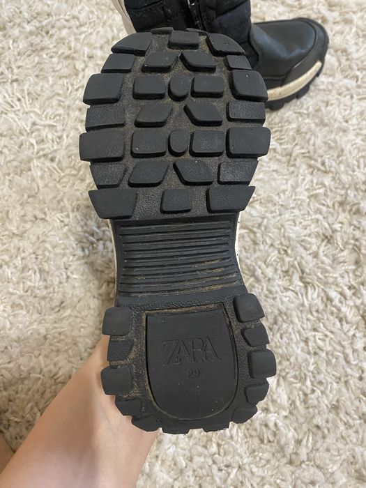 Чобітки Zara розмір 29 демі зима