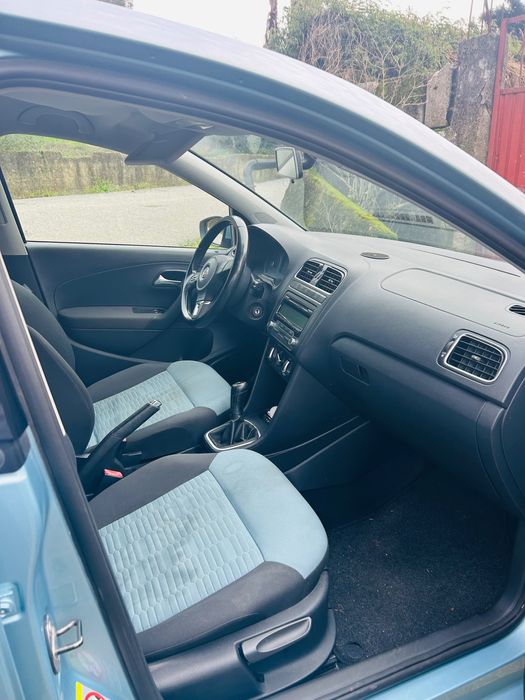 Vendo Volkswagen Polo (negociável)