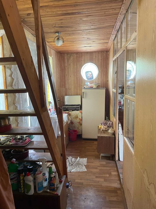 Продам дачу Кировское 46 кв.12сот.земли.Сосновый лес,река Орель.