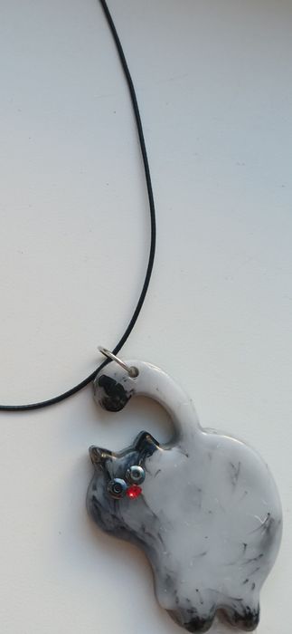 Продам брелок - МОЛОЧНИЙ КОТИК.