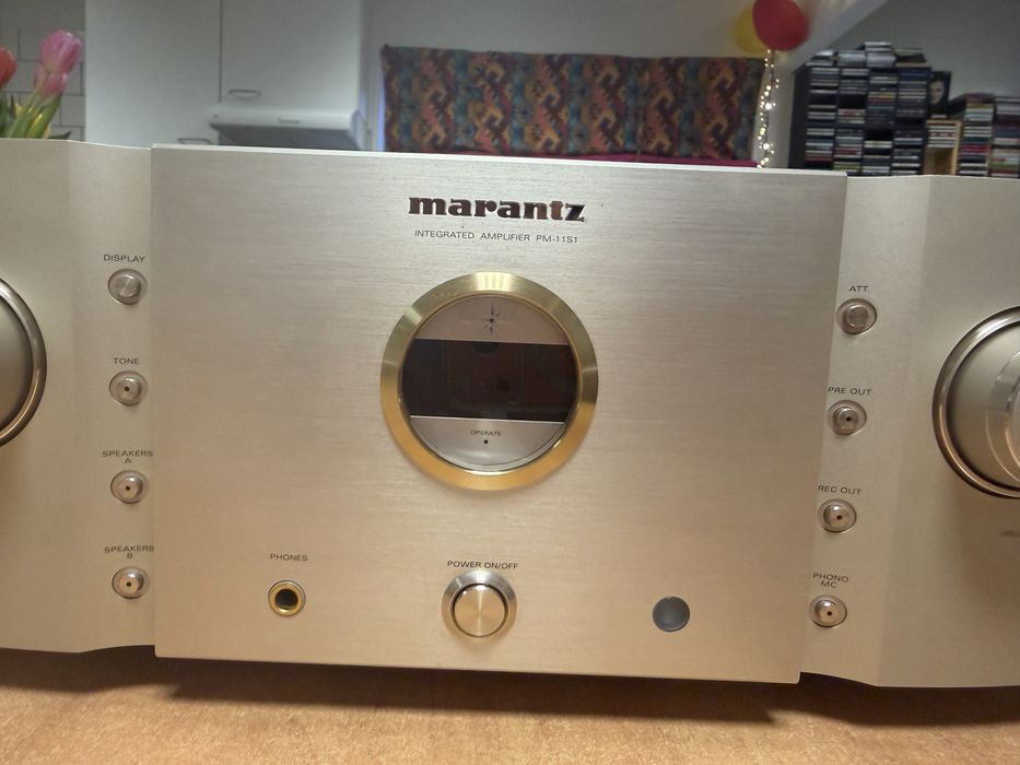 Інтегральний підсилювач Marantz PM-11S1