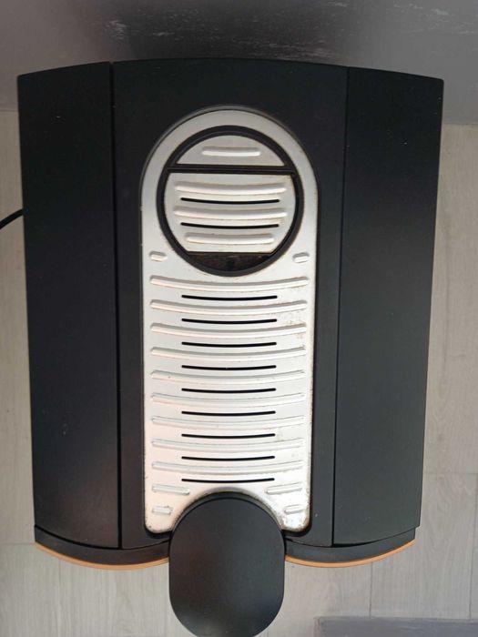 Кавоварка AEG KaFamosa