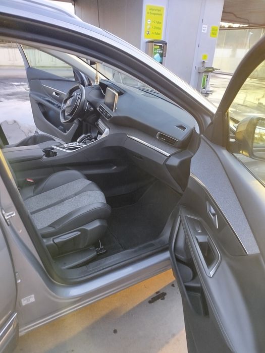 Peugeot 3008 1.6  HDI