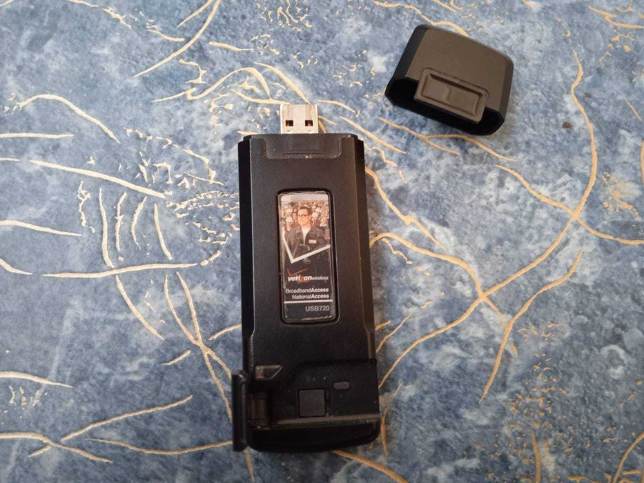 Продам 3G модем Novatel U720