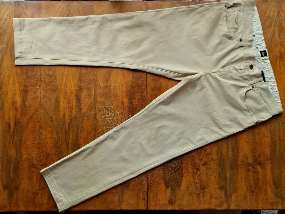Джинсы.Чиносы (Hugo Boss) размр. W36-L31/32 . Made in Germany !