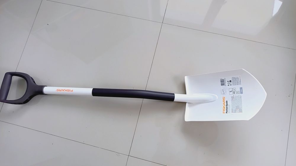 Szpadel Fiskars 105 cm