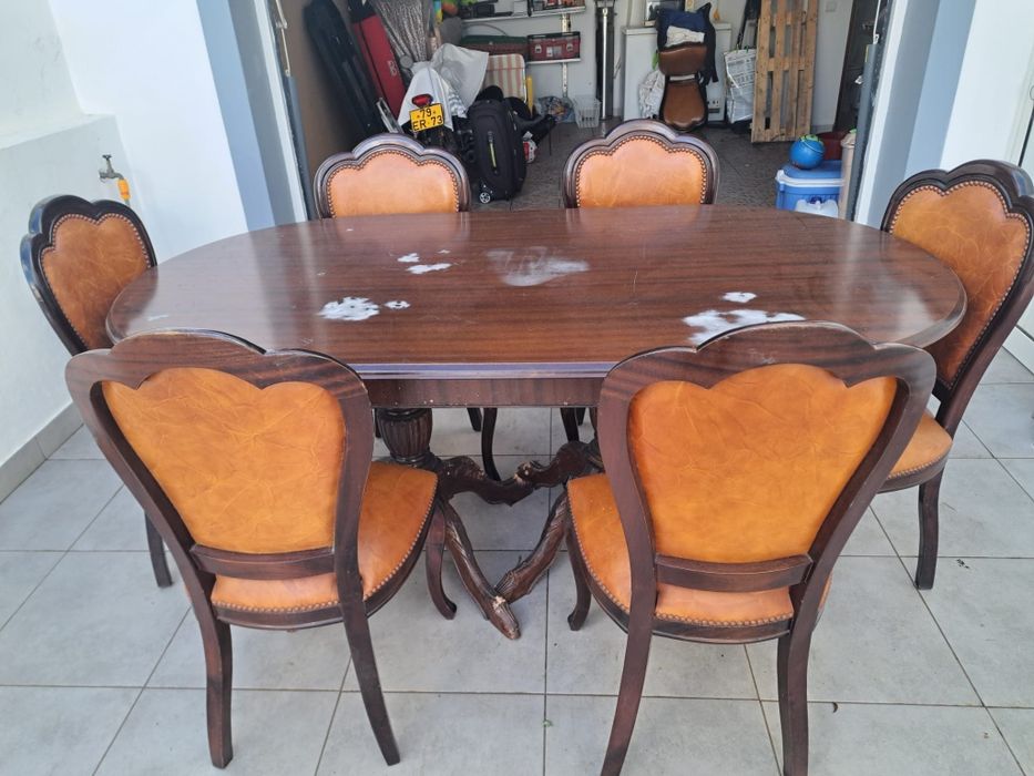 Conjunto Mesa + Cadeiras