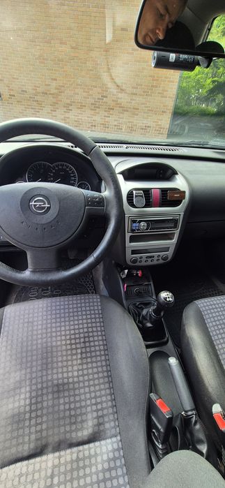 Opel Corsa C  ..