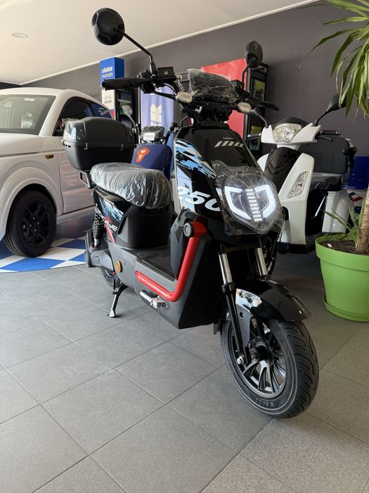 Scooter Elétrica , sem carta condução ( bicicleta , mota eletrica )