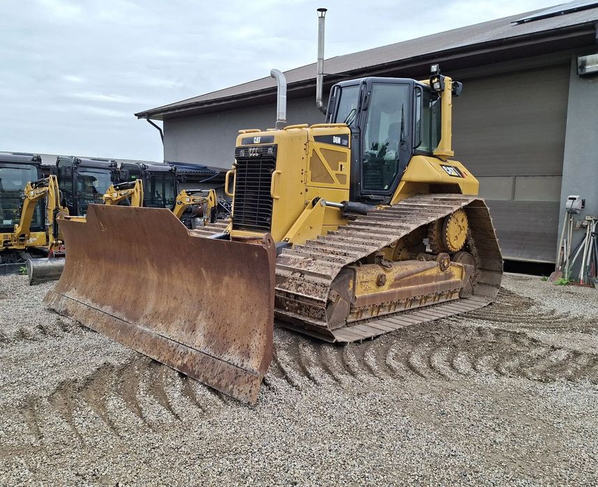 Caterpillar CAT D6N LGP  spych spychacz gąsienicowy CAT 8000 godzin Nowe podwozie
