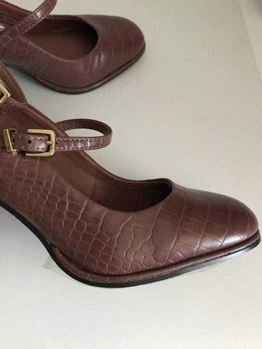 Туфлі next на стійкому каблуці