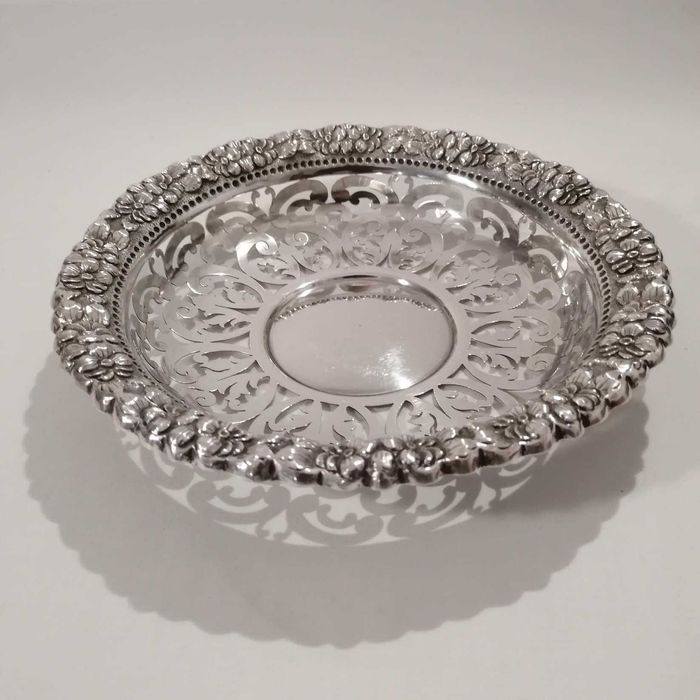 Salva ou Fruteira de Prata Vazada - Águia