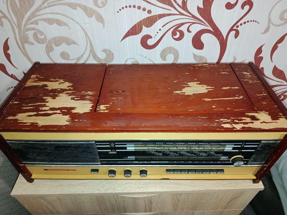 Радиола кантата 204