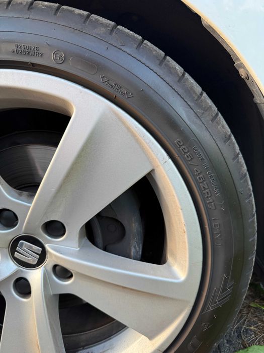 Opony letnie DUNLOP/HANKOOK 225/45/17 KOMPLET