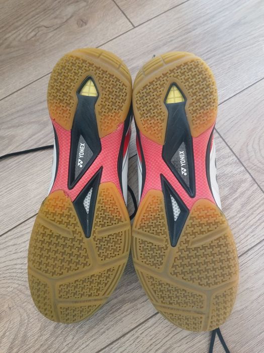 Buty yonex 65 badminton