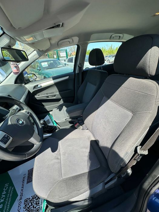 Продам Opel Astra 2008 рік можлива розстрочка,кредит,обмін!