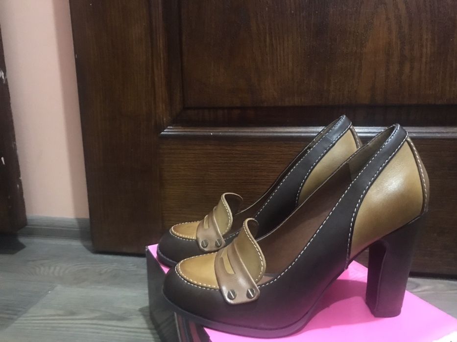 Новые туфли 38 размера