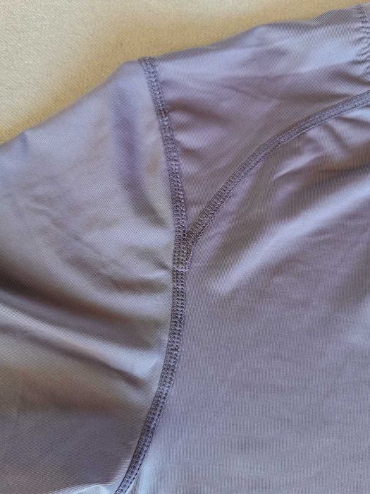 Компрессионная футболка H&M