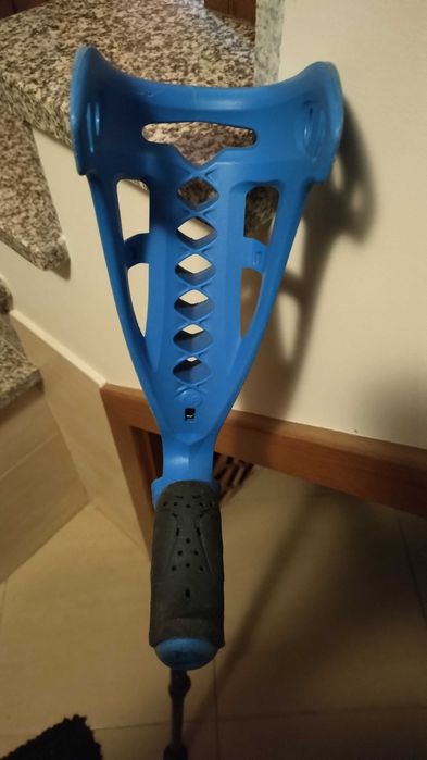 Canadianas/Muletas para criança ou adulto