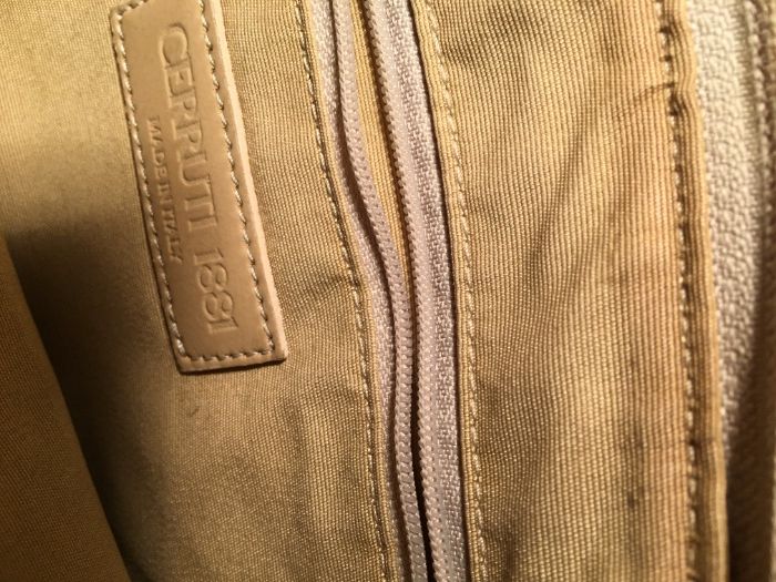 Mala toillete senhora, clutch branca, Cerruti 1881