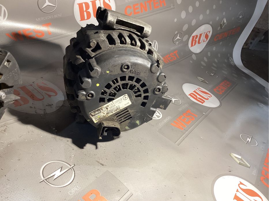 Генератор Mercedes Sprinter  мотор 651 642 646 Volkswagen Crafter 2.0