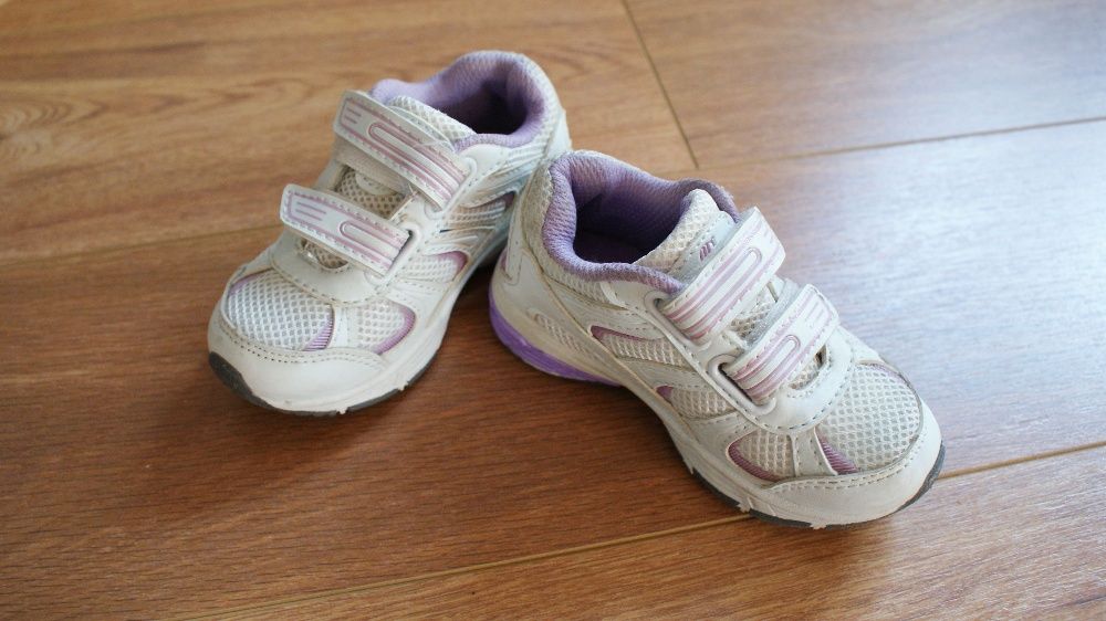 Adidasy 25, stan bdb