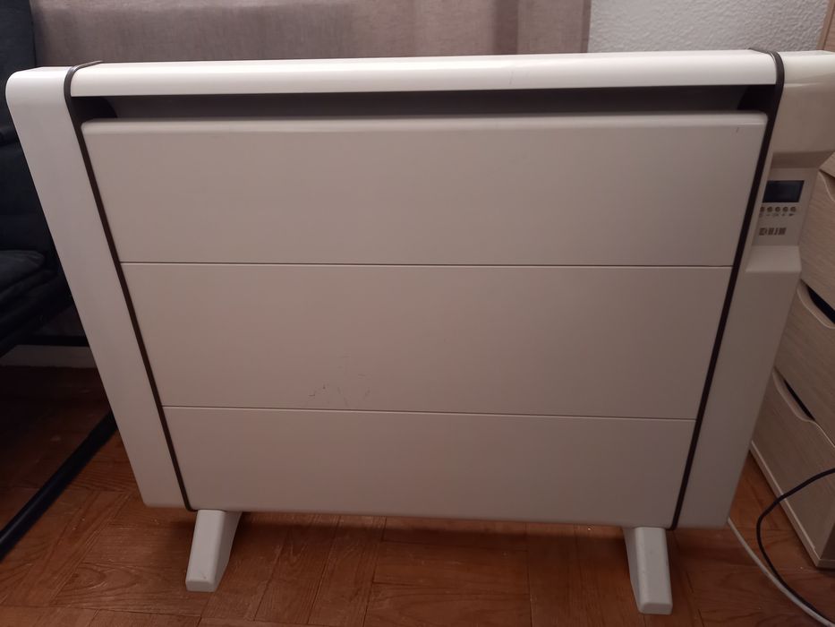 Aquecedor emissor térmico