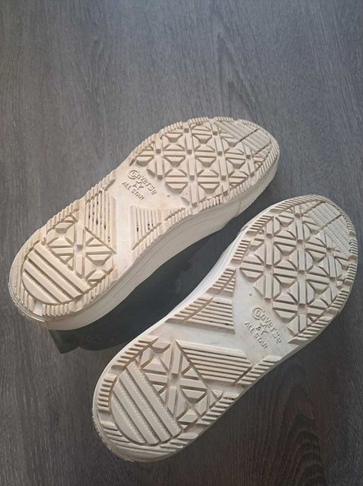 Converse AllStars verde caqui impermeável