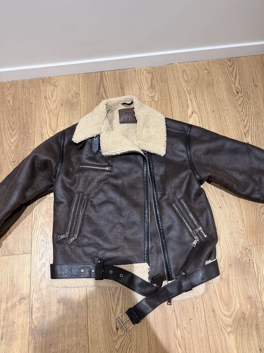 Дублянка коричнева Zara