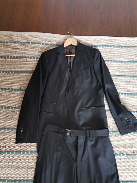 Fato clássico Zara. Tamanho 46. Como novo.