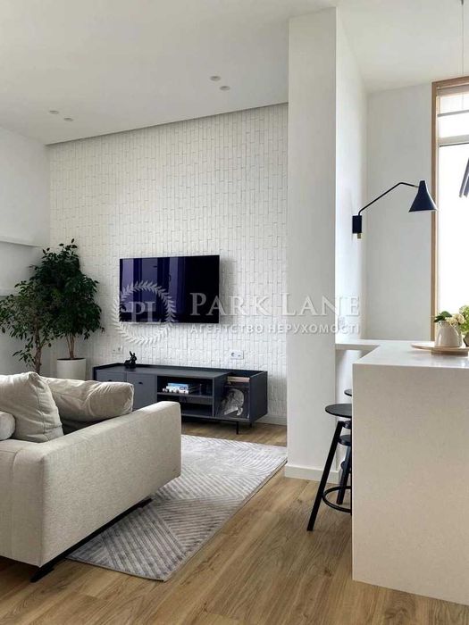 3-к квартира 125м  ремонт Солом'янська 20В Парк Соломенка