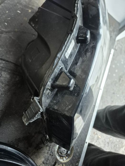 Lampa przód prawa renault master 3 lift 24r. led ok.