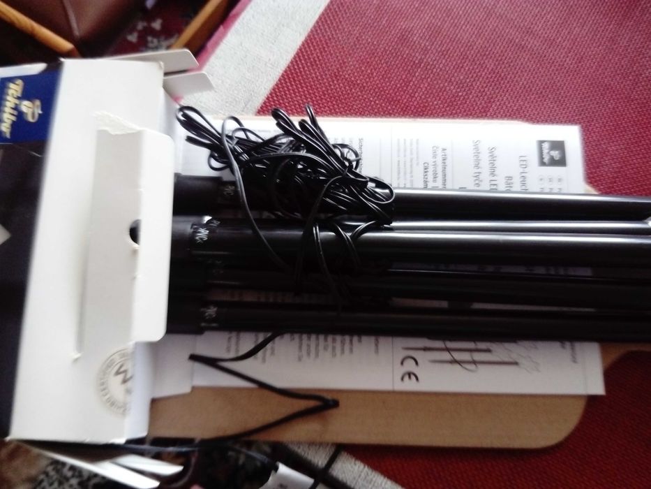 Świetliki LED w formie gwiazdek na drążkach, 5 szt