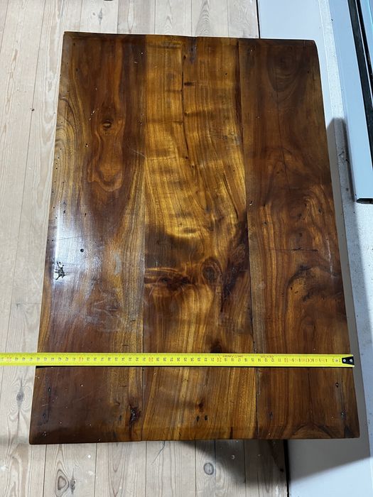 Lindissima Mesa em madeira maciça VITORIANA