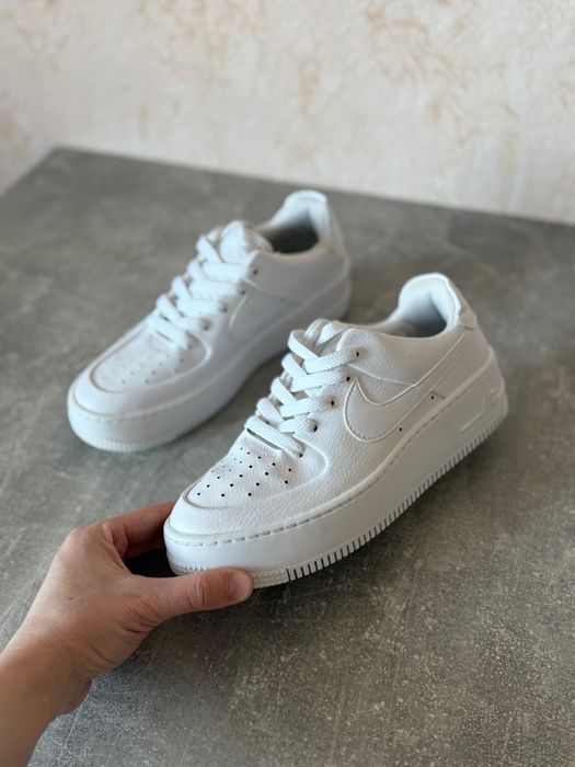 Кросівки Nike W Air Force 1 Sage Low, 38.5 розмір 25 см