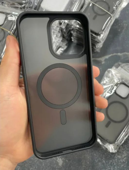 Чехол для iPhone 15 Plus Black Matte with MagSafe MagSafe беспроводне