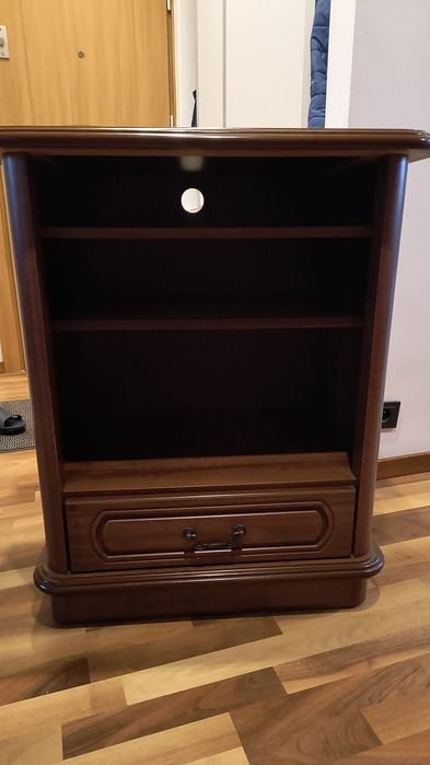 Szafka RTV od BlackRedWhite