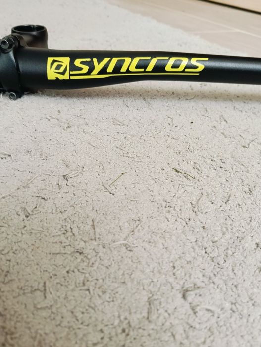 Guiador syncros com avanço