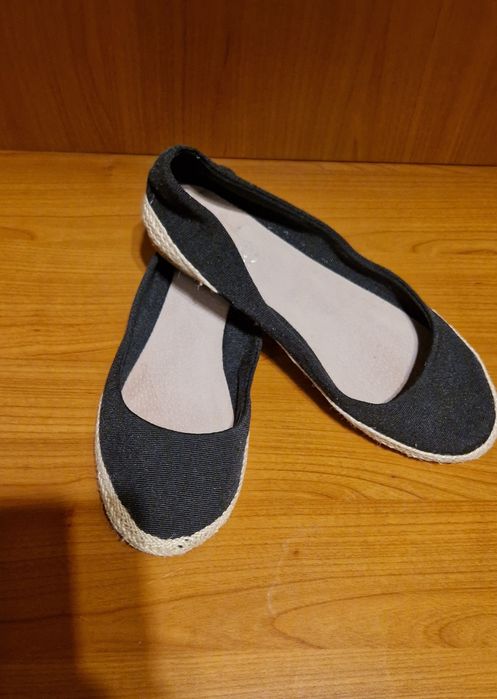 Baleriny czarne ze sznurkiem jak espadryle 40  stan dobry buty letnie damskie