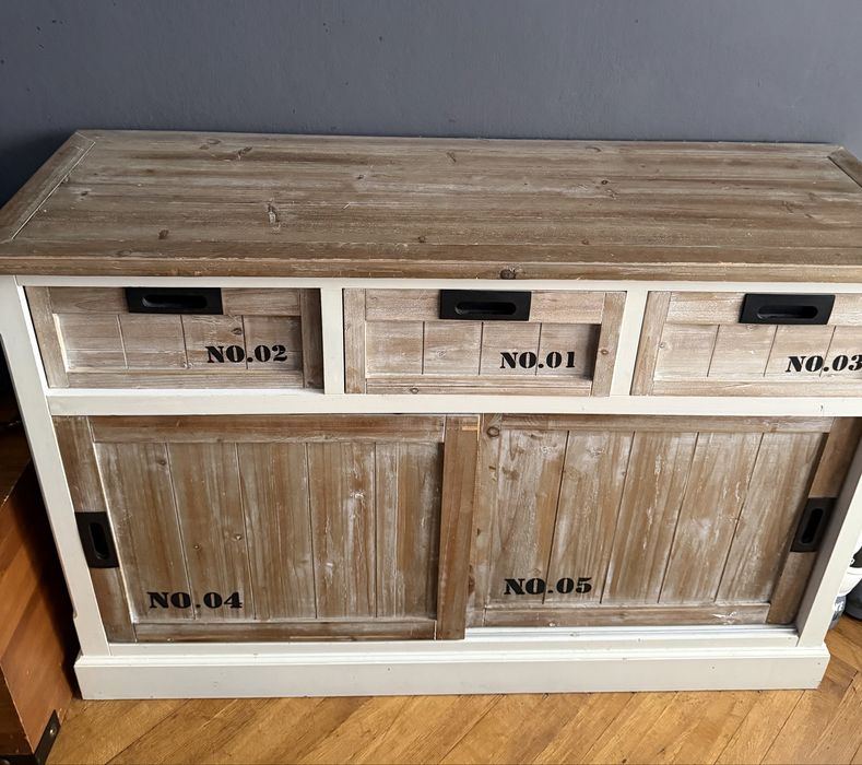 Komplet wyjatkowych mebli loft