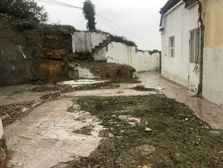 Venda de terreno com ruina para restauro total,  Viana do Castelo.