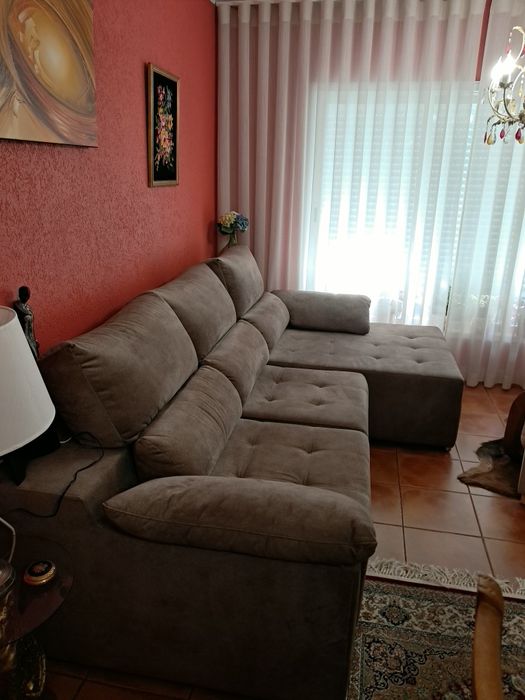Sofa com chaise longue