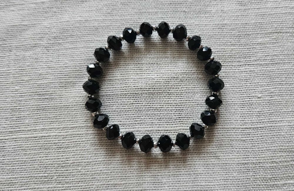 Czarna bransoletka kryształki fasetowane