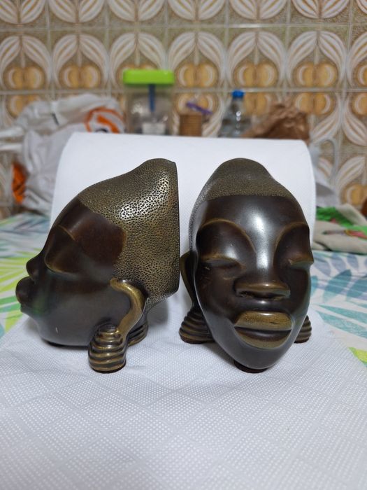 Mulheres Africanas Bronze raras