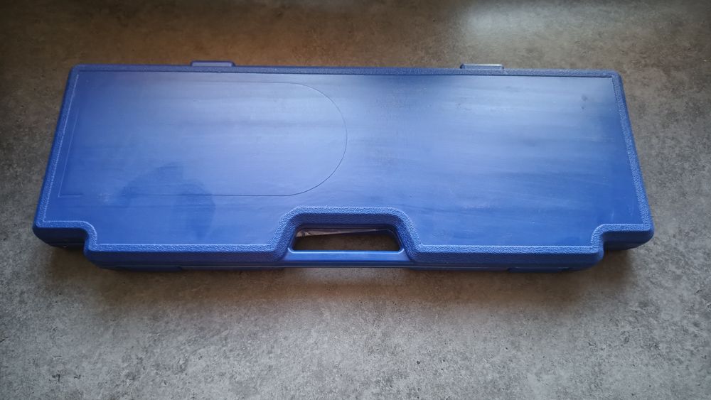 Zaciskarka ręczna