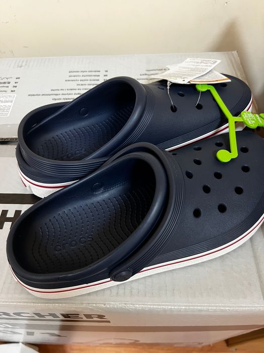 Crocs оригінальні темно-сині з білою підошвою